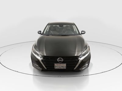 2025 Nissan Altima - Photo 2