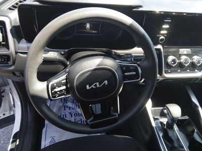 2023 Kia Sorento Plug-In Hybrid - Photo 12