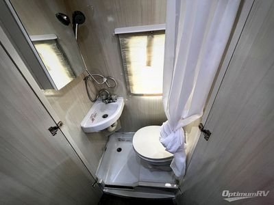 2020 Pleasure-Way Plateau - Photo 21