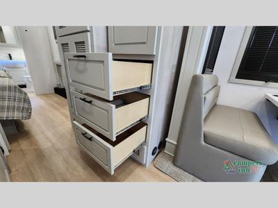2026 Dynamax DX3 - Photo 25