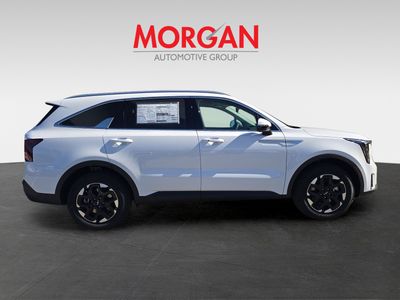 2026 Kia Sorento — photo 9 view