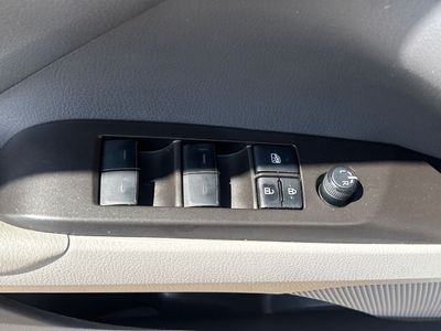 2023 Toyota Camry - Photo 7
