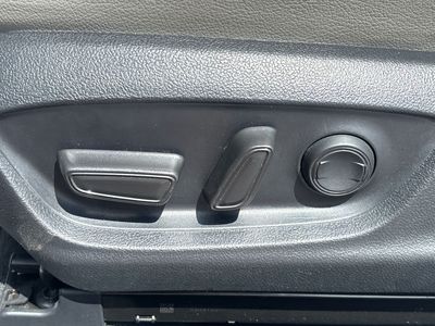 2023 Toyota Camry - Photo 9
