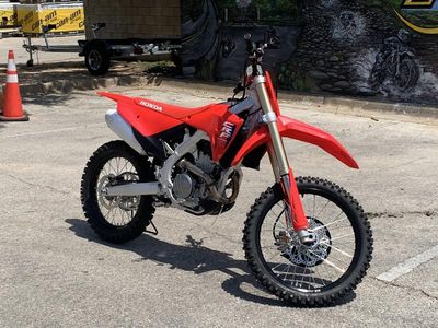 2026 Honda CRF250R in RED — front three-quarter view