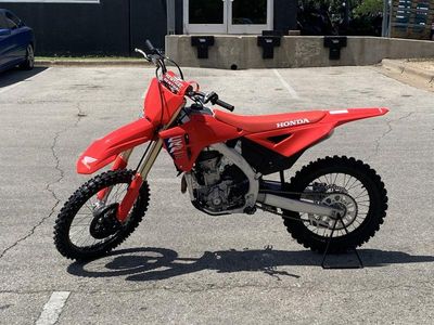 2026 Honda CRF250R — photo 8 view