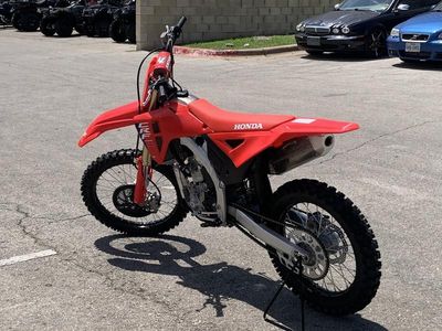 2026 Honda CRF250R — interior view