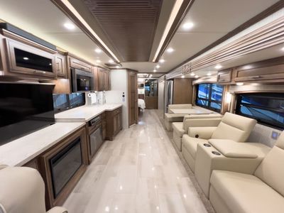 2023 Newmar VENTANA - Photo 4