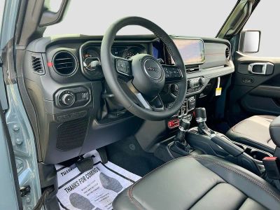 2026 Jeep Wrangler — photo 9 view