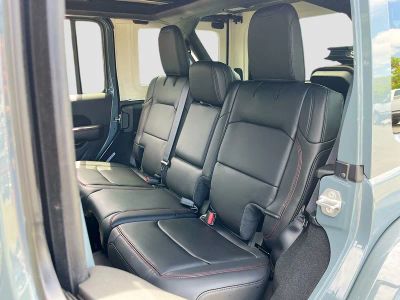 2026 Jeep Wrangler — photo 24 view