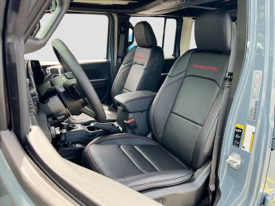 2026 Jeep Wrangler — photo 21 view