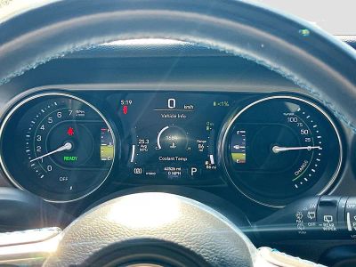 2022 Jeep Wrangler — photo 12 view