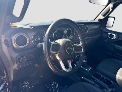 2022 Jeep Wrangler — photo 9 view