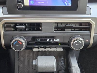 2024 Toyota Tacoma - Photo 13