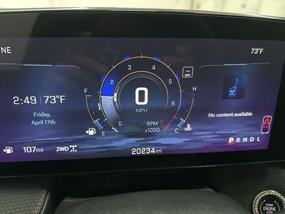 2025 Chevrolet Equinox — photo 12 view