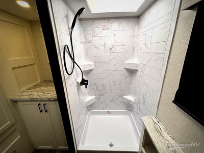 2026 Venture RV Stratus - Photo 14