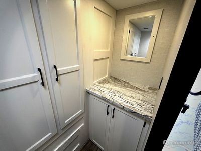2026 Venture RV Stratus - Photo 15
