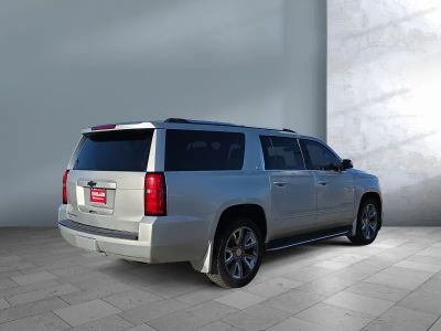 2016 Chevrolet Suburban - Photo 6