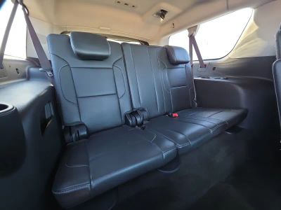 2016 Chevrolet Suburban - Photo 26