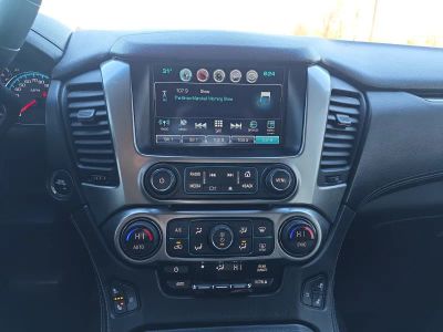 2016 Chevrolet Suburban - Photo 11