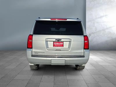2016 Chevrolet Suburban - Photo 5