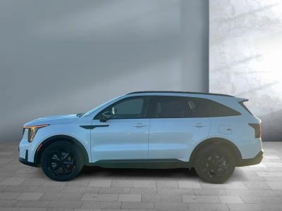2026 Kia Sorento Hybrid — rear three-quarter view