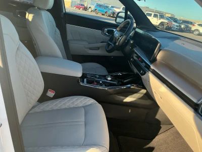 2026 Kia Sorento Hybrid — photo 20 view