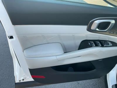 2026 Kia Sorento Hybrid — photo 16 view