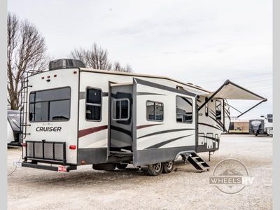 2018 CrossRoads RV Cruiser - Photo 5