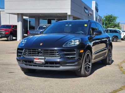 2021 Porsche Macan — interior view