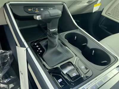 2026 Kia Carnival Hybrid — photo 24 view