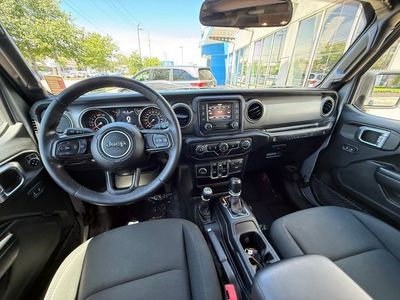 2020 Jeep Wrangler - Photo 6