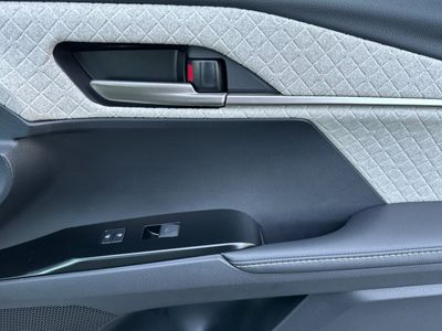 2026 Toyota Camry - Photo 18