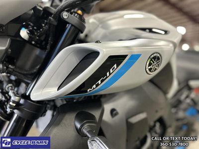 2026 Yamaha MT-10 - Photo 10