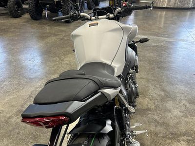 2026 Yamaha MT-10 - Photo 14