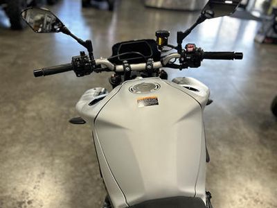 2026 Yamaha MT-10 - Photo 12