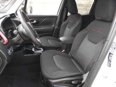2023 Jeep Renegade - Photo 21