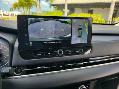 2025 Mitsubishi Outlander — photo 21 view