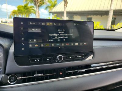 2025 Mitsubishi Outlander — photo 20 view