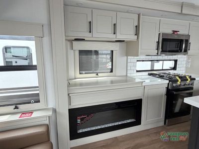 2026 Grand Design Solitude - Photo 24
