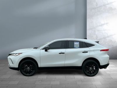 2024 Toyota Venza - Photo 3