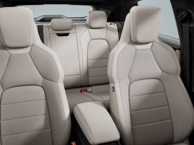 2026 Porsche Macan - Photo 10