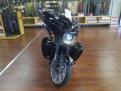 2025 Indian Motorcycle Roadmaster PowerPlus Limited w/PowerBand Audio Black Metallic - Photo 4
