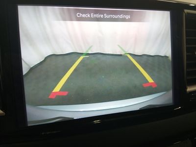 2023 Chrysler Pacifica — photo 16 view