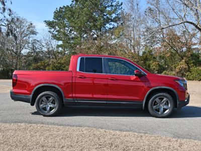 2021 Honda Ridgeline - Photo 4
