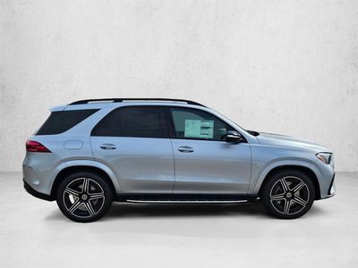 2026 Mercedes-Benz GLE 450 - Photo 4