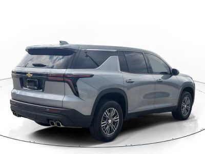 2024 Chevrolet Traverse — detail view