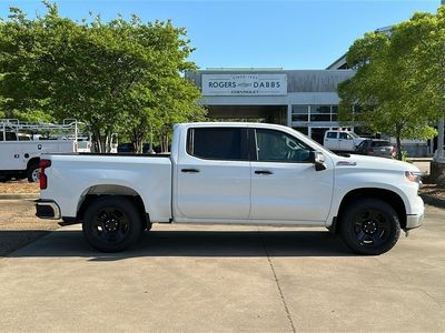 2024 Chevrolet Silverado 1500 — photo 8 view