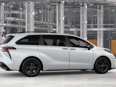 2026 Toyota Sienna - Photo 13