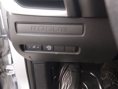 2024 Nissan Rogue - Photo 13