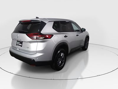 2024 Nissan Rogue - Photo 7